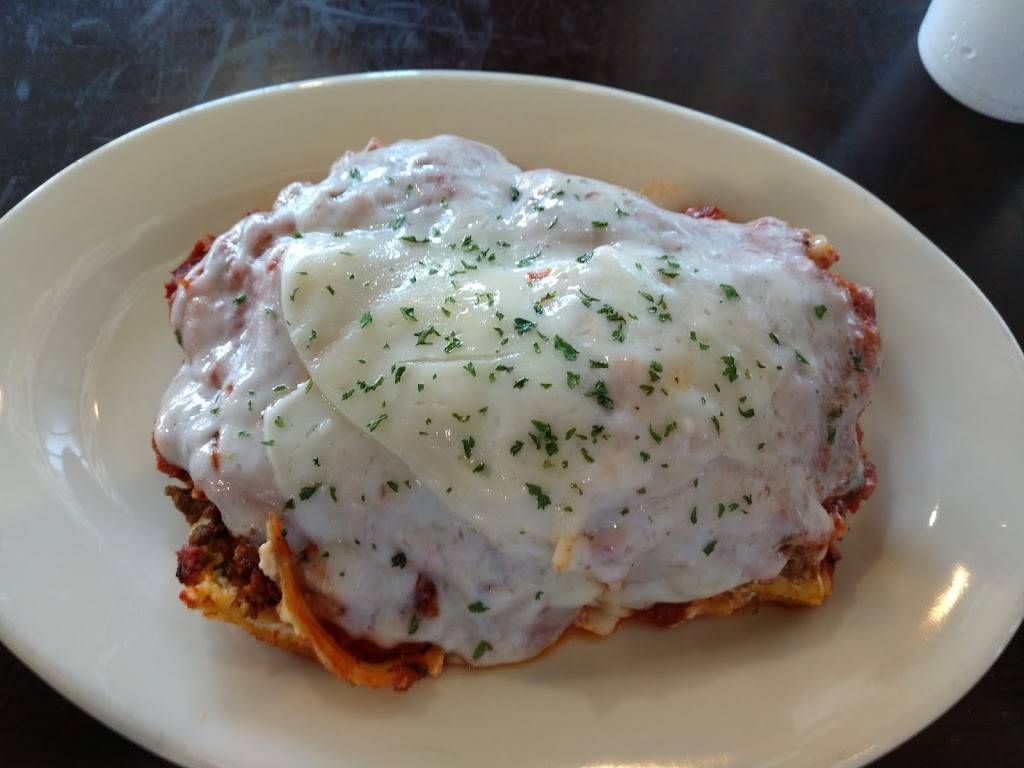 Phillys | restaurant | 10040 Dorchester Rd, Summerville, SC 29485, USA | 8438730776 OR +1 843-873-0776