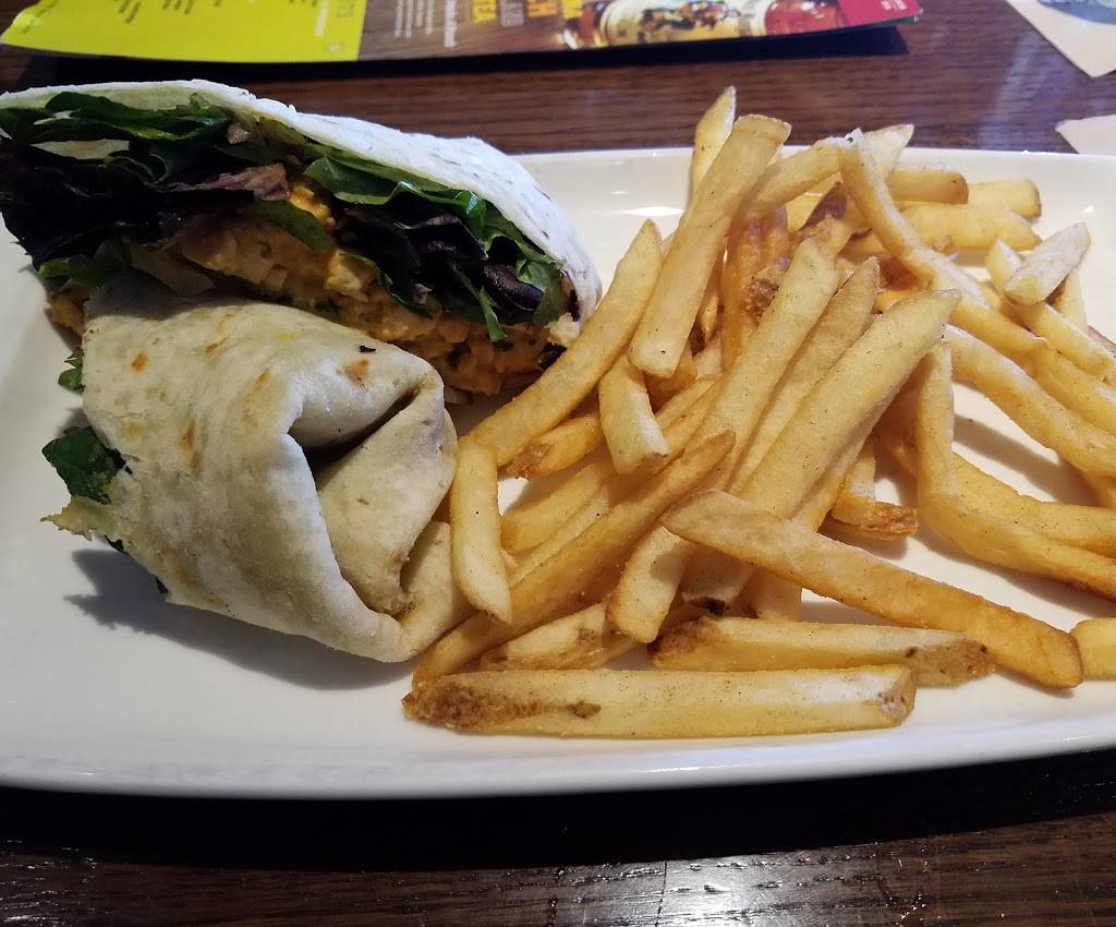 Applebees Grill + Bar | restaurant | 12825 Washington Twp Blvd, Waynesboro, PA 17268, USA | 7177493057 OR +1 717-749-3057