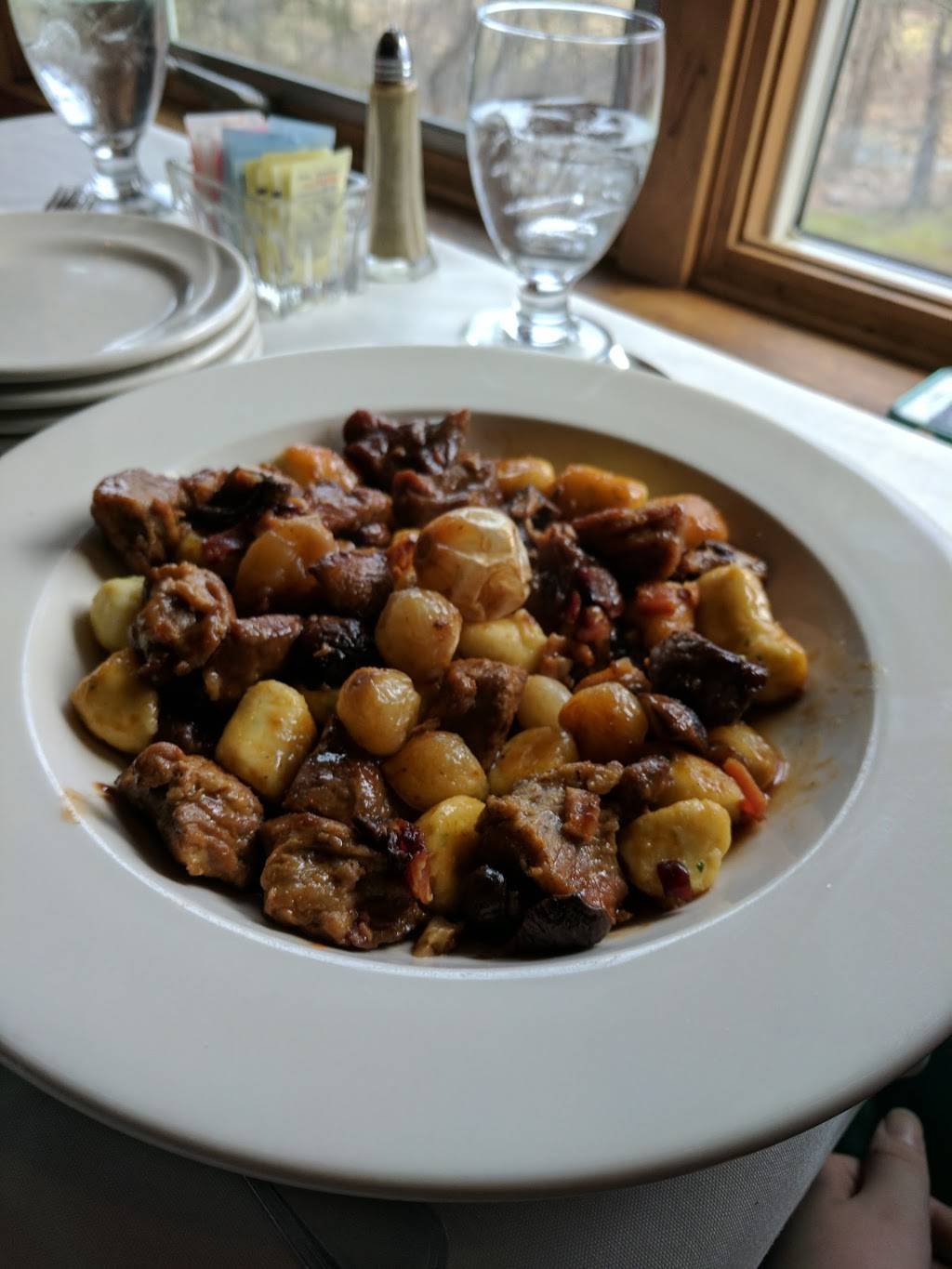 Landmark Inn | restaurant | 526 NY-94, Warwick, NY 10990, USA | 8459865444 OR +1 845-986-5444