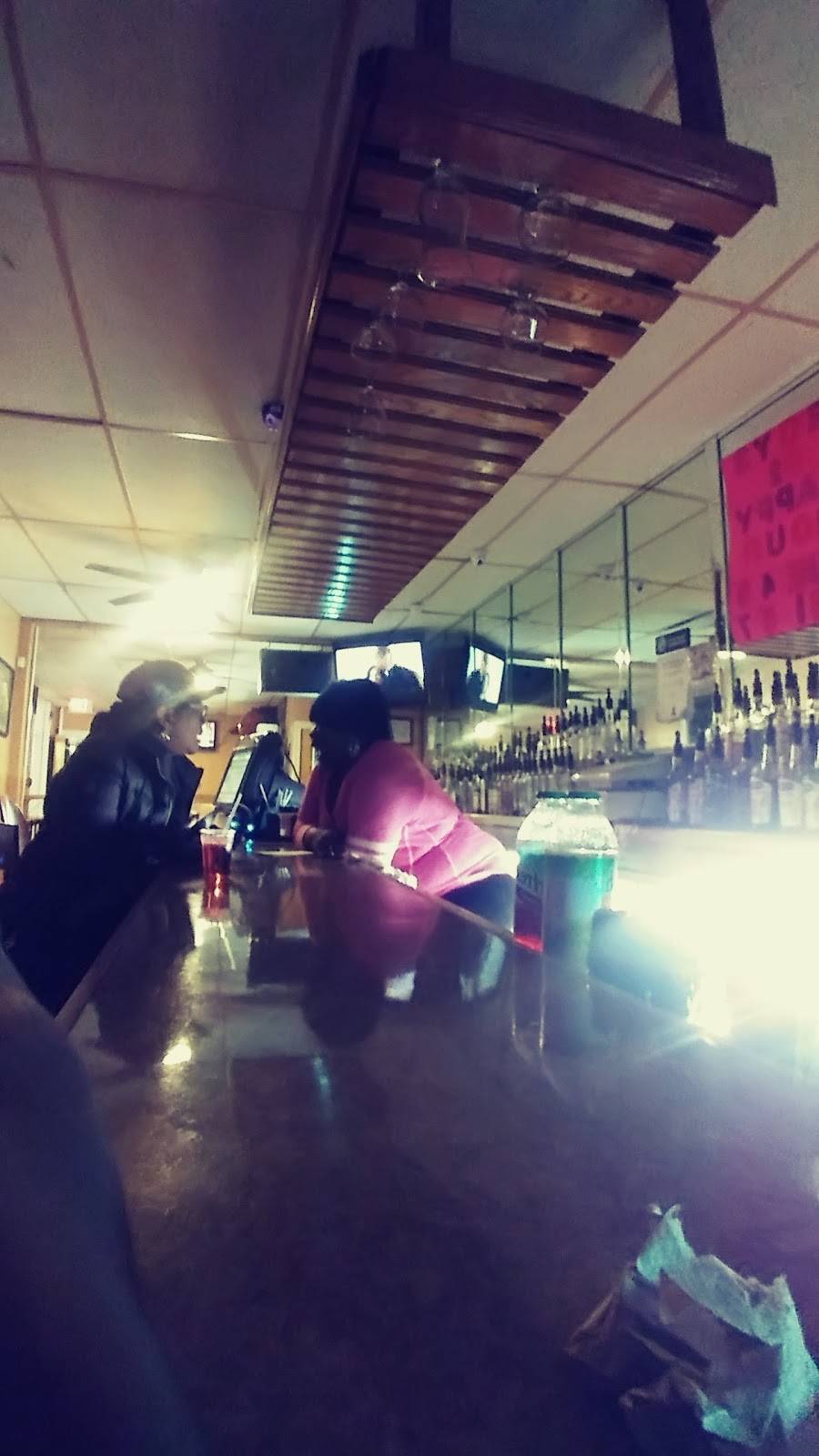 Roys Lounge & Seafood | restaurant | Philadelphia, PA 19140, USA | 2152232665 OR +1 215-223-2665