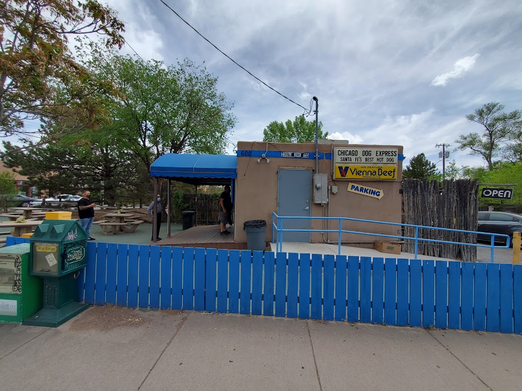 Chicago Dog Express | restaurant | 600 Cerrillos Rd, Santa Fe, NM 87505, USA | 5059842798 OR +1 505-984-2798