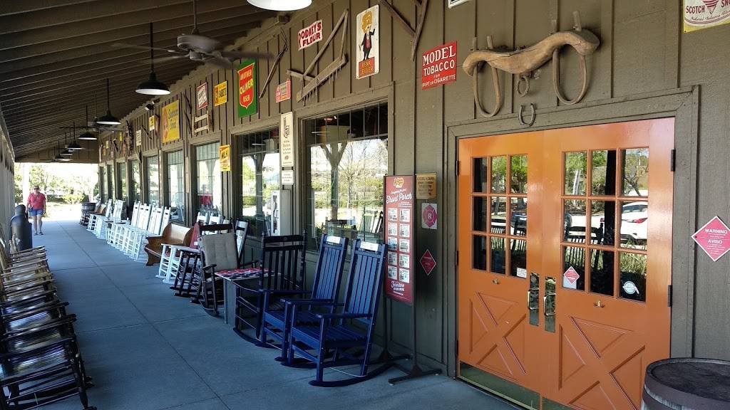Cracker Barrel Old Country Store | restaurant | 9380 19th Ln, Vero Beach, FL 32966, USA | 7725630066 OR +1 772-563-0066