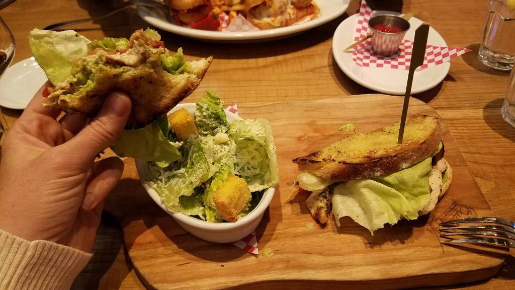 Buddy Vs Ristorante | restaurant | 77 Sands Blvd, Bethlehem, PA 18015, USA | 4847774283 OR +1 484-777-4283