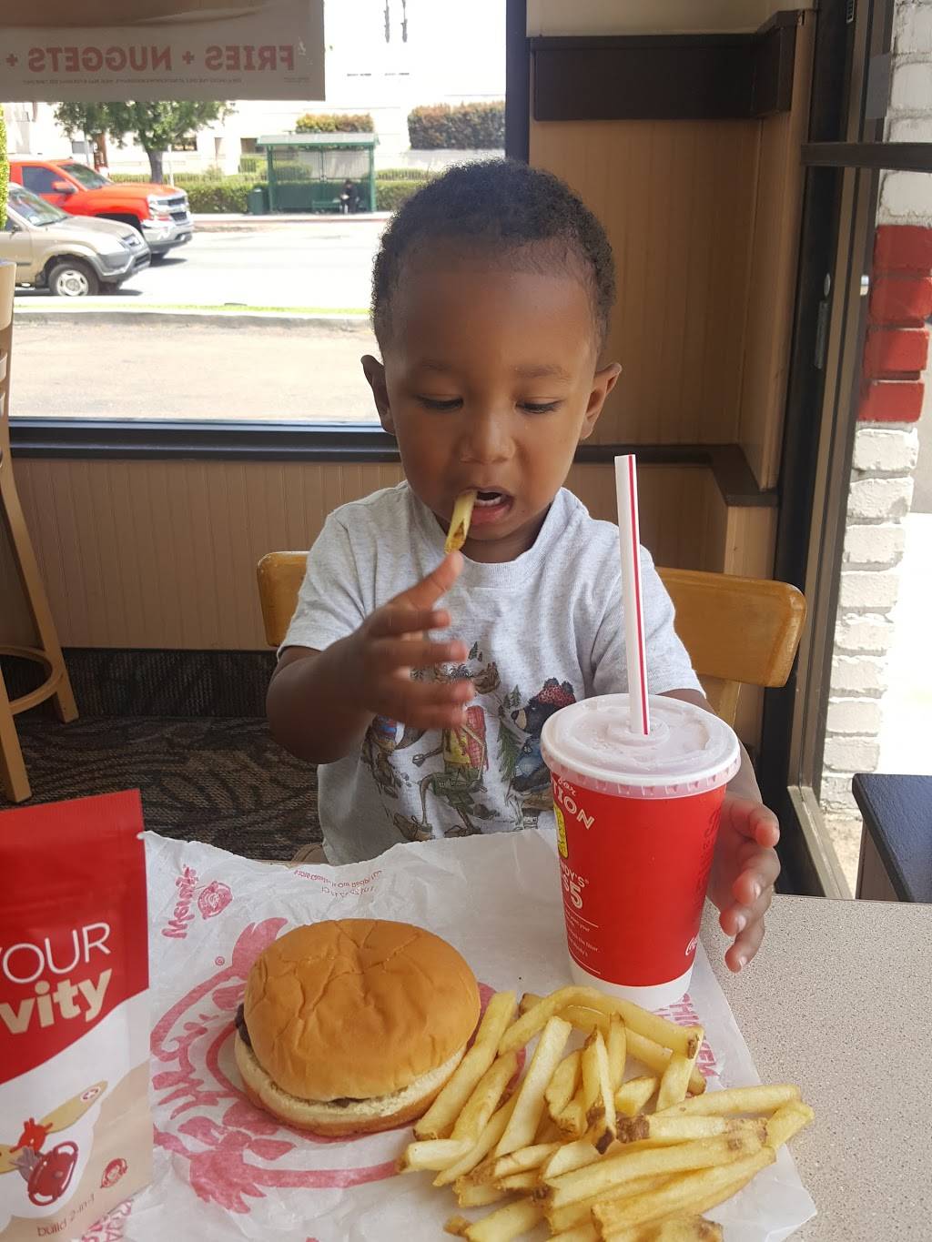 Wendys | restaurant | 871 Broadway, El Cajon, CA 92021, USA | 6194478222 OR +1 619-447-8222