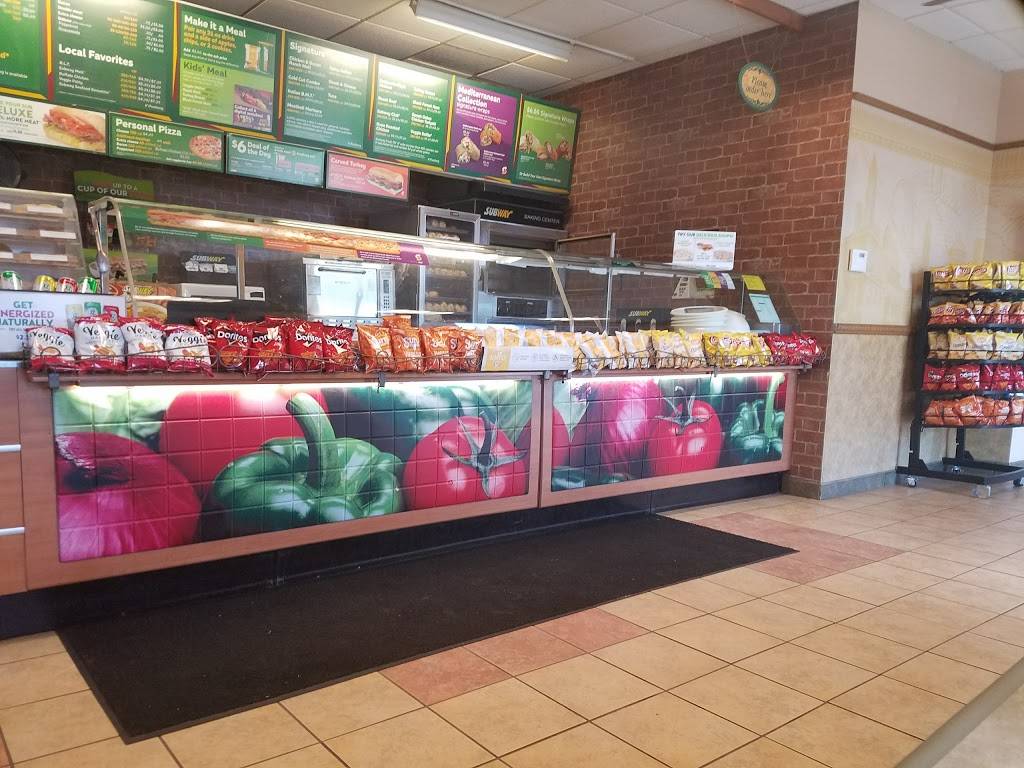 Subway | restaurant | 19116 US-11, Watertown, NY 13601, USA | 3157823494 OR +1 315-782-3494