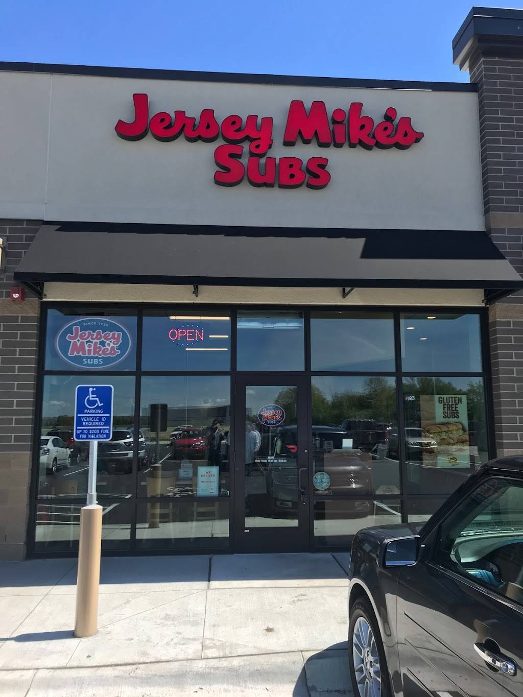 Jersey Mikes Subs | meal takeaway | 5901 94th Ave N, Brooklyn Park, MN 55443, USA | 7634323714 OR +1 763-432-3714