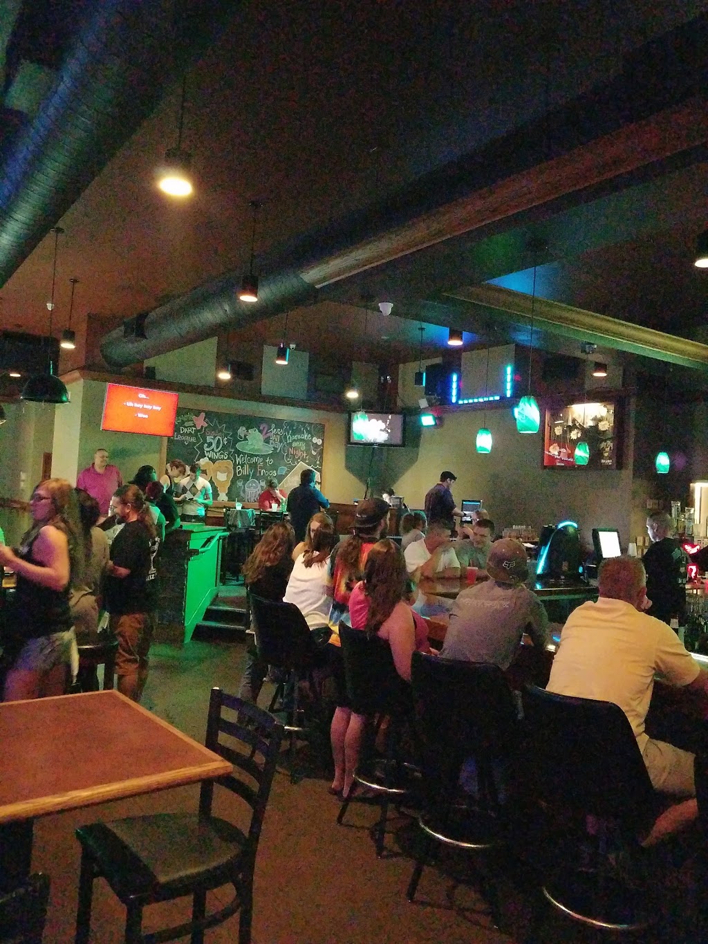 Billy Frogs | restaurant | 5002 S Marion Rd, Sioux Falls, SD 57106, USA | 6052756108 OR +1 605-275-6108