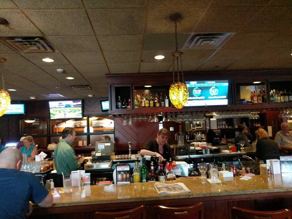 The Chateau Restaurant Waltham | restaurant | 195 School St, Waltham, MA 02451, USA | 7818943339 OR +1 781-894-3339