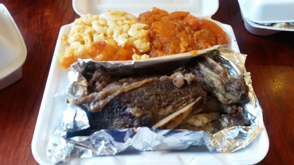Butters Soul Food To Go | restaurant | 2730 W Girard Ave, Philadelphia, PA 19130, USA | 2152354724 OR +1 215-235-4724