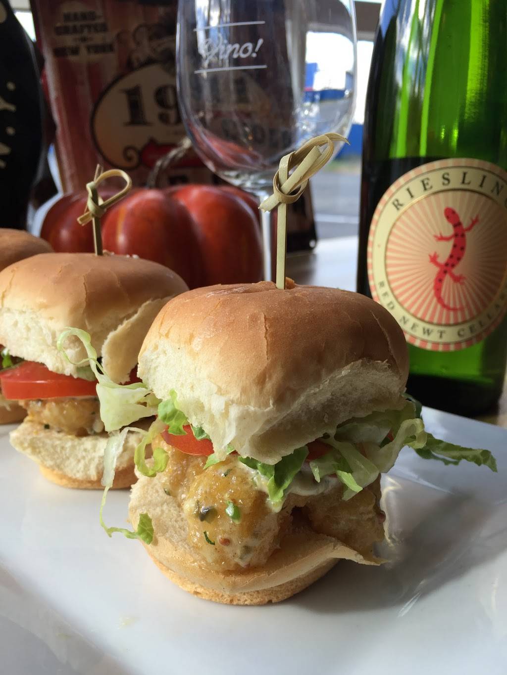 Growler & Gill | restaurant | 148 NY-59, Nanuet, NY 10954, USA | 8455070899 OR +1 845-507-0899