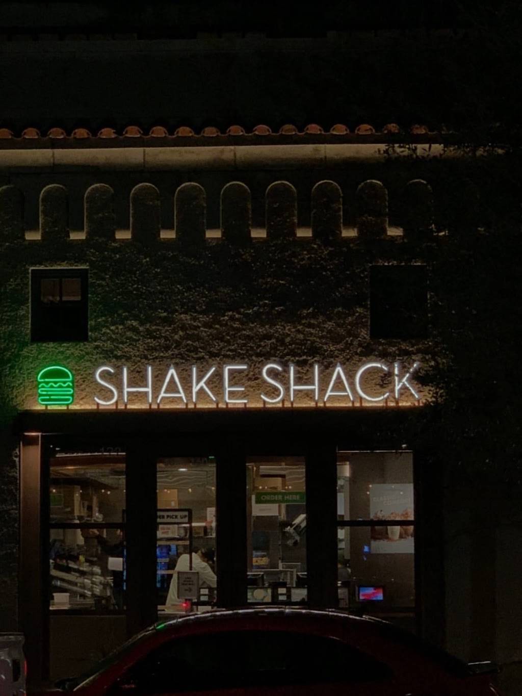 Shake Shack | restaurant | 122 E Exchange Ave Suite 160, Fort Worth, TX 76164, USA | 8178855420 OR +1 817-885-5420