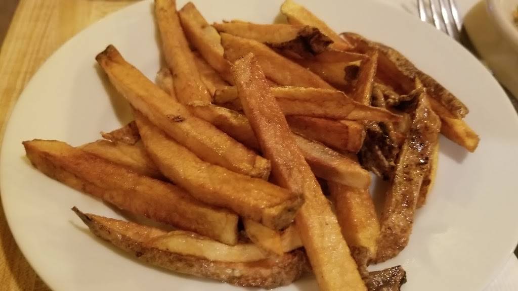 Lemonheads Brightwood Grille | restaurant | 5317 Brightwood Rd, Bethel Park, PA 15102, USA | 4128359858 OR +1 412-835-9858