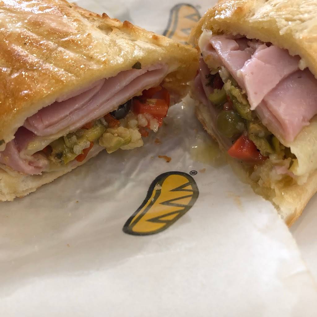 Which Wich Superior Sandwiches | restaurant | 69284 LA-21 # 200, Covington, LA 70433, USA | 9858985758 OR +1 985-898-5758