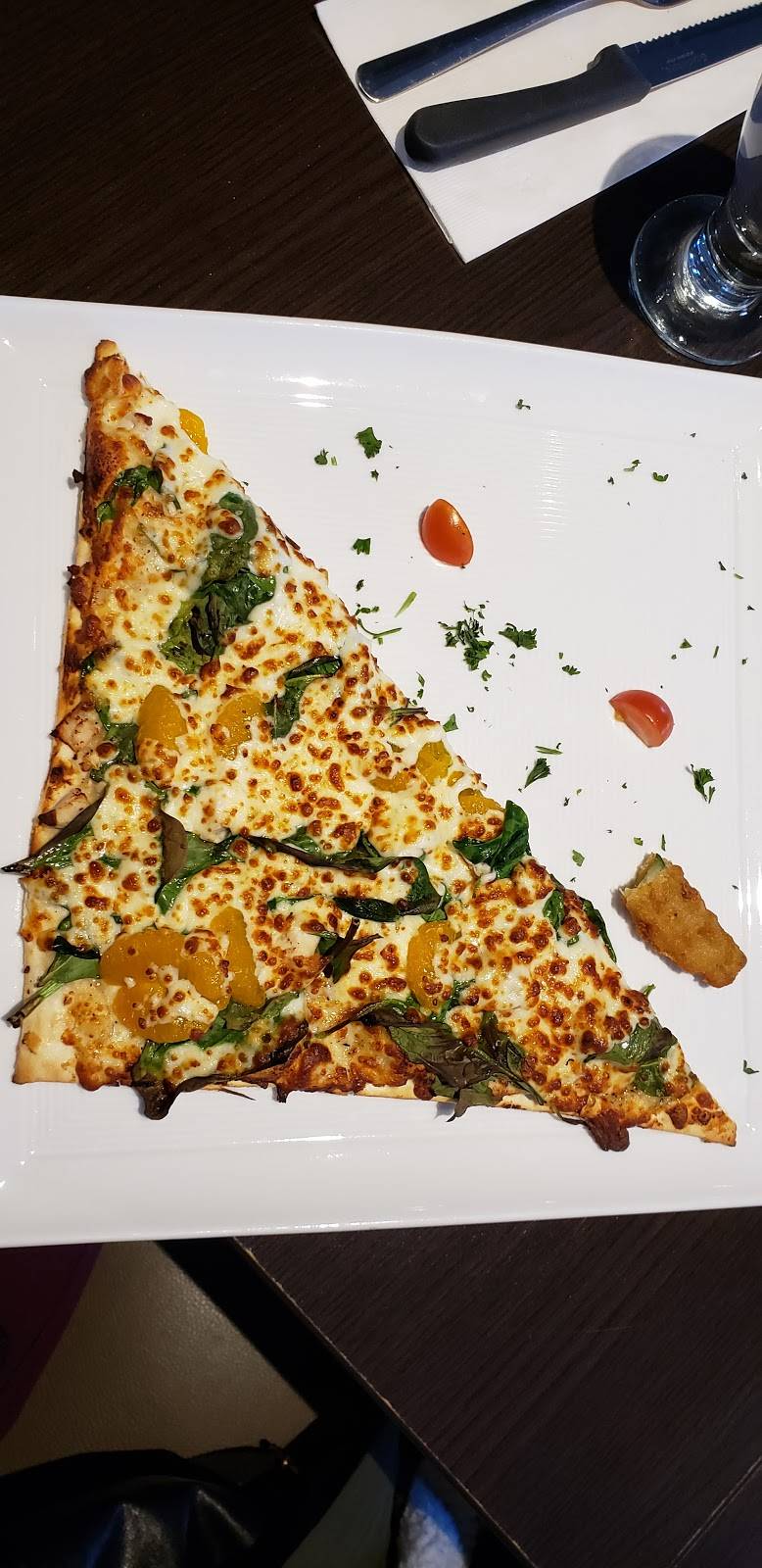 Pizzédélic | restaurant | 120 Boulevard de lHôpital, Gatineau, QC J8T 8M2, Canada | 8192435005 OR +1 819-243-5005