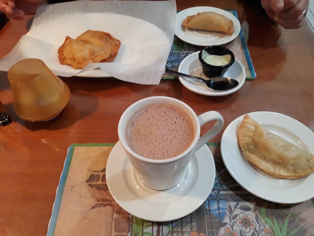 Farolito Steak House | restaurant | Farolito Steakhouse, 651 Elizabeth Ave, Elizabeth, NJ 07206, USA | 9085767766 OR +1 908-576-7766