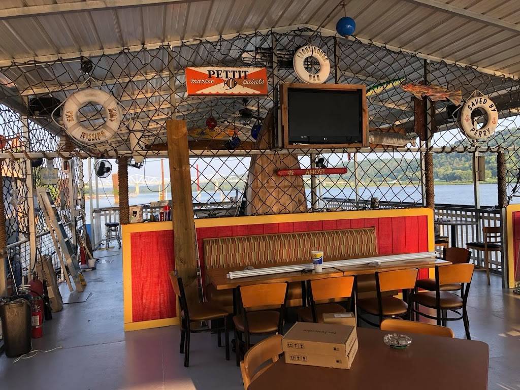 Rivercrest Lighthouse Marina Restaurant and Lounge | restaurant | 375 W Vaughn Dr, Madison, IN 47250, USA | 8122653280 OR +1 812-265-3280