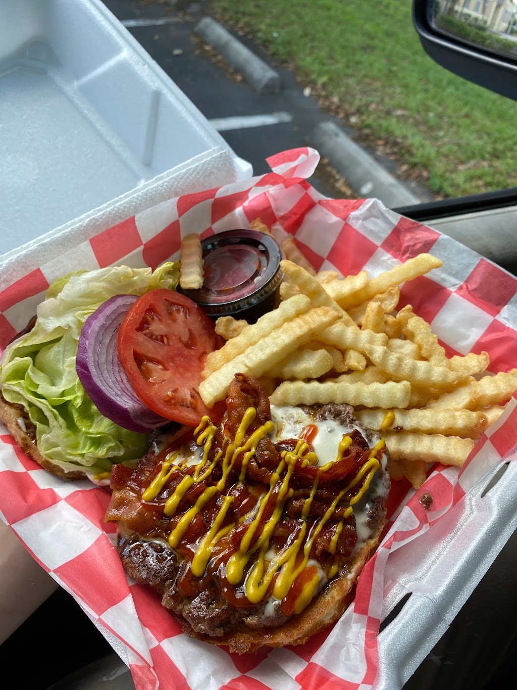 Frankly Dogs and More | restaurant | Bayshore Rd, North Fort Myers, FL 33917, USA | 2398228423 OR +1 239-822-8423