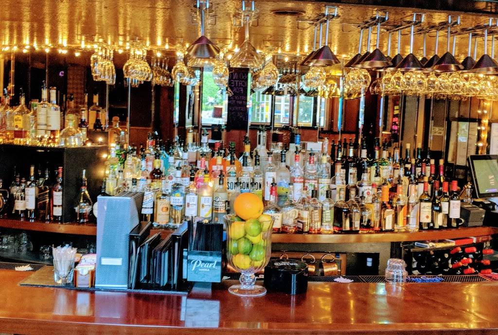 Bastiens Restaurant | restaurant | 3503 E Colfax Ave, Denver, CO 80206, USA | 3033220363 OR +1 303-322-0363