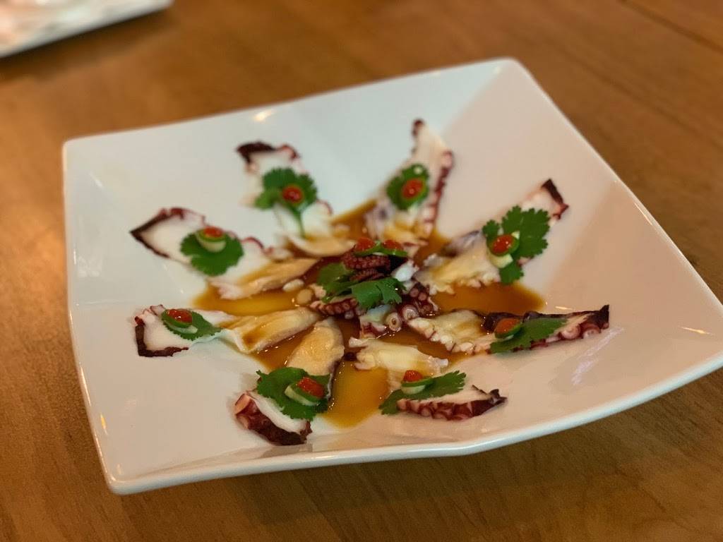 Sushi Mafia | restaurant | 649 E Broadway, Long Beach, CA 90802, USA | 5622690119 OR +1 562-269-0119