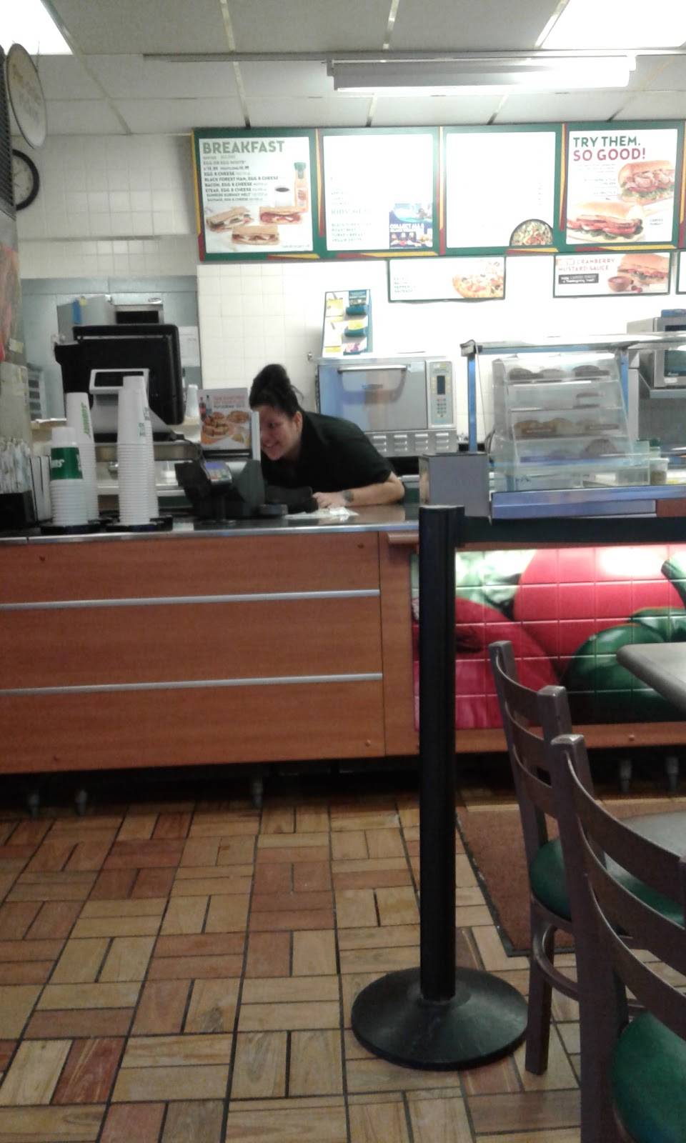 Subway Restaurants | restaurant | 314 W Pine St, Eagle River, WI 54521, USA | 7154799788 OR +1 715-479-9788