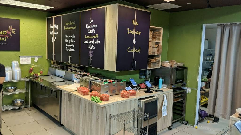 Giardino Gourmet Salads | restaurant | 175 SE 13th St, Miami, FL 33131, USA | 3053720301 OR +1 305-372-0301