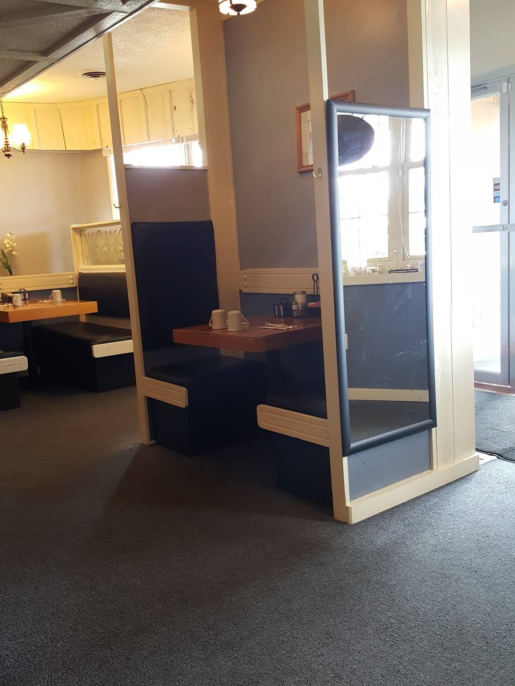 Lunas Family Restaurant | restaurant | 738 Pearl Rd, Brunswick, OH 44212, USA | 3304606554 OR +1 330-460-6554