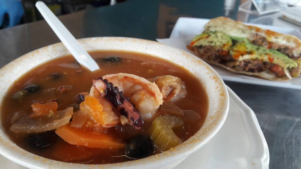 Pez Urbano | restaurant | L-10, Gastélum 120, Zona Centro, 22800 Ensenada, B.C., Mexico | 016461190034 OR +52 646 119 0034