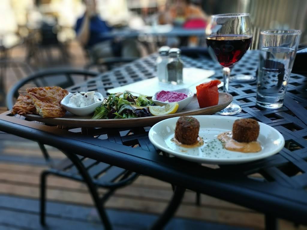 Wilde Rover | restaurant | 111 Central Way, Kirkland, WA 98033, USA | 4258228940 OR +1 425-822-8940