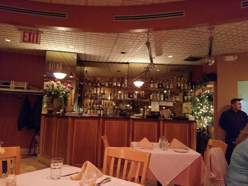 Cafe Cardini | restaurant | 27120 Union Tpke, Queens, NY 11040, USA | 7183432728 OR +1 718-343-2728