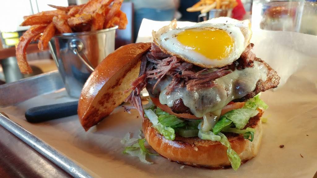 BRGR Bar | restaurant | 34 Portwalk Pl, Portsmouth, NH 03801, USA | 6032940902 OR +1 603-294-0902