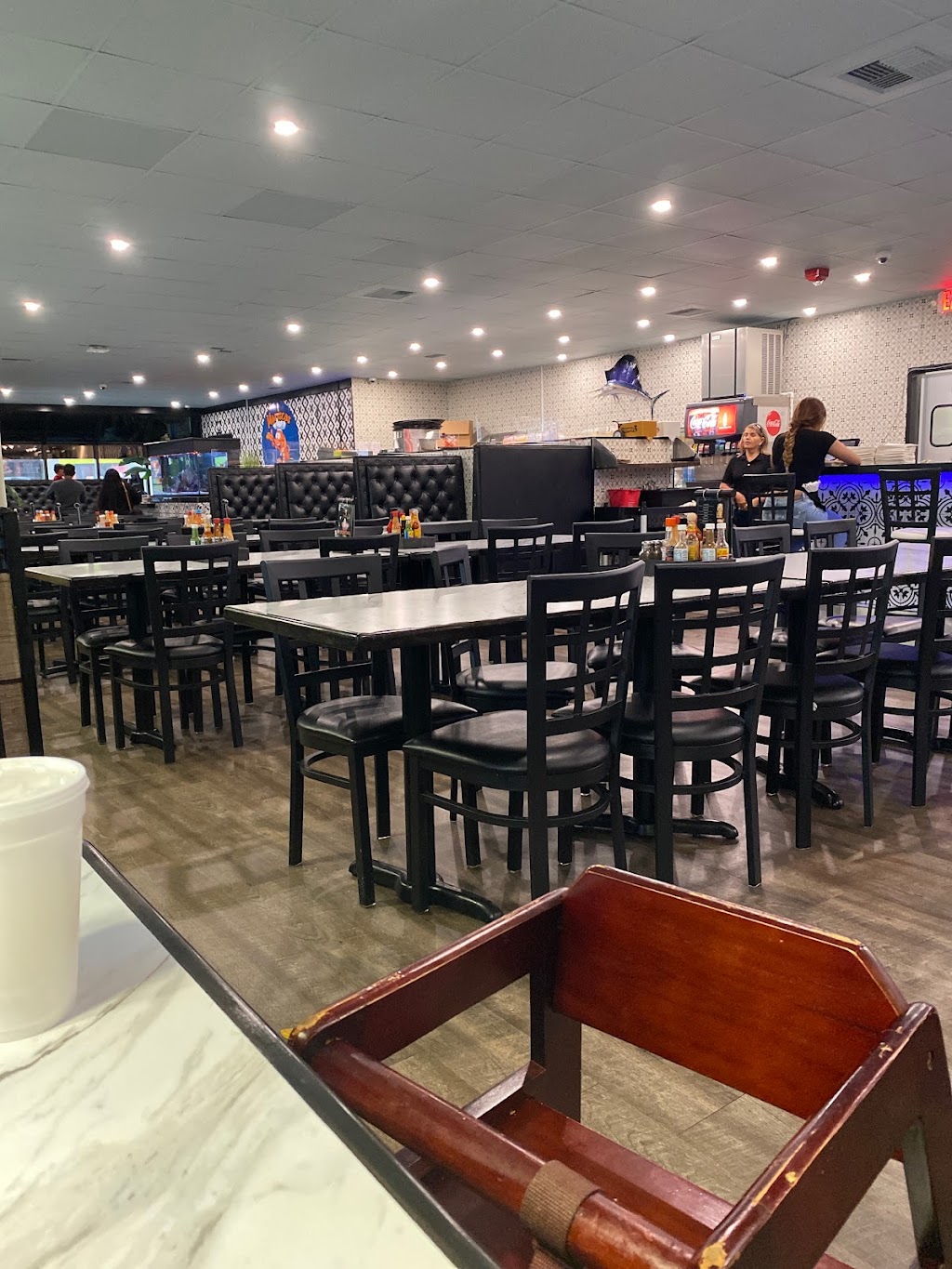 Mariscos Vallarta Seafood and Mexican Grill | restaurant | 2318 Shallowford Village Dr, Chattanooga, TN 37421, USA | 4235419540 OR +1 423-541-9540