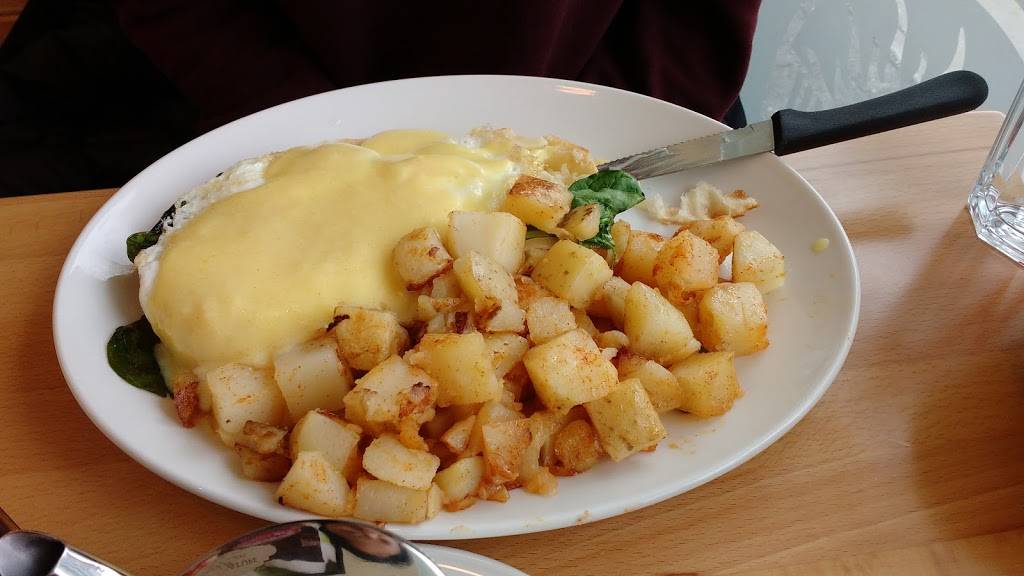 Sunset Grill | restaurant | 41 George St S #102, Brampton, ON L6Y 2E1, Canada | 9054979222 OR +1 905-497-9222