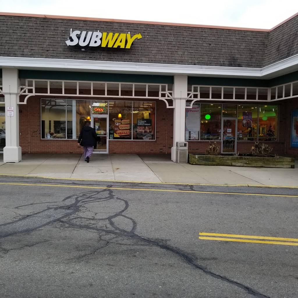 Subway Restaurants | restaurant | 350 Ramapo Valley Road Store #410, Copper Tree Shopping Plaza, Oakland, NJ 07436, USA | 2016440500 OR +1 201-644-0500
