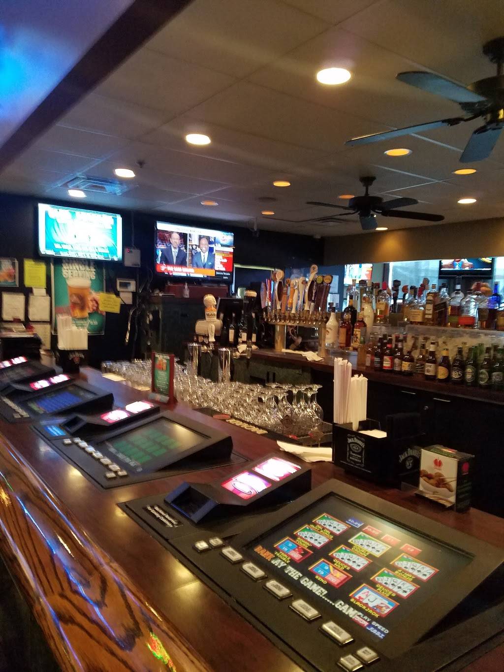Bullys Sports Bar & Grill | restaurant | 18156 Wedge Pkwy, Reno, NV 89511, USA | 7758517400 OR +1 775-851-7400
