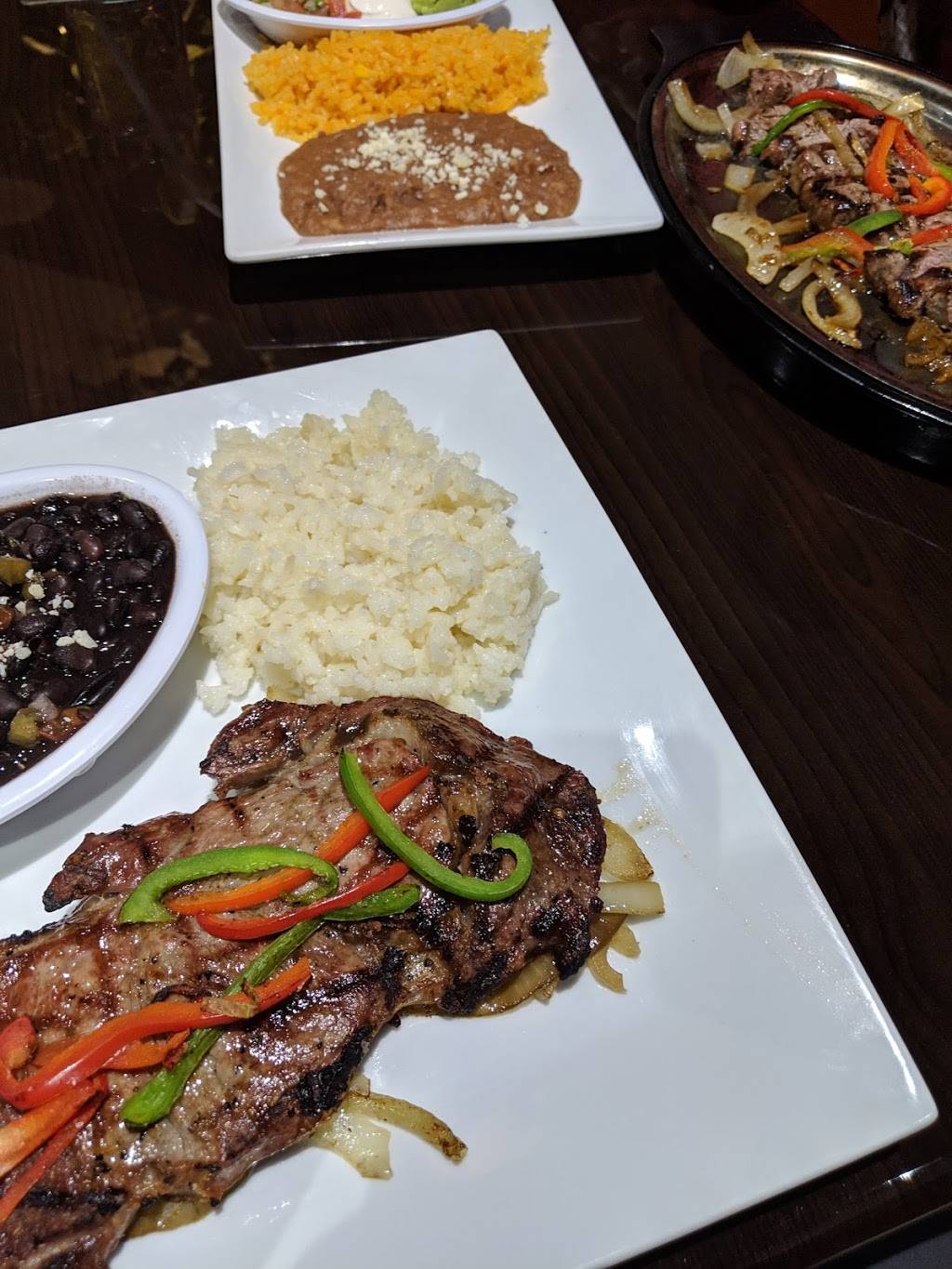 Villa Flores Restaurant | restaurant | 7693 Baltimore Annapolis Blvd, Glen Burnie, MD 21060, USA | 4107608777 OR +1 410-760-8777