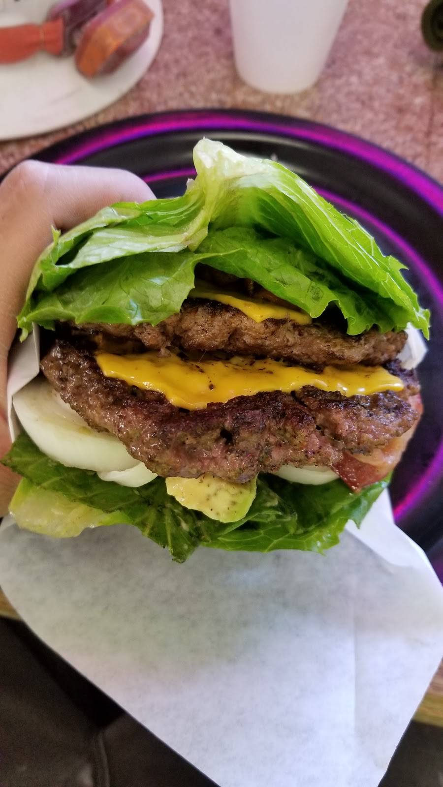 Master Burger | restaurant | 1001 S Broadway, Los Angeles, CA 90015, USA | 2135365039 OR +1 213-536-5039