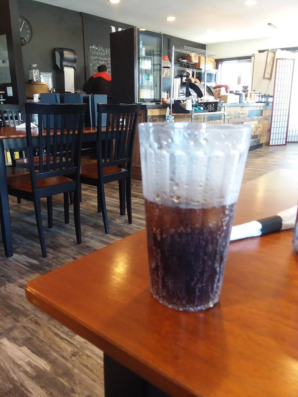 Cliff "Cooks" | restaurant | 110 E Orbison St, Barneveld, WI 53507, USA | 6089240125 OR +1 608-924-0125