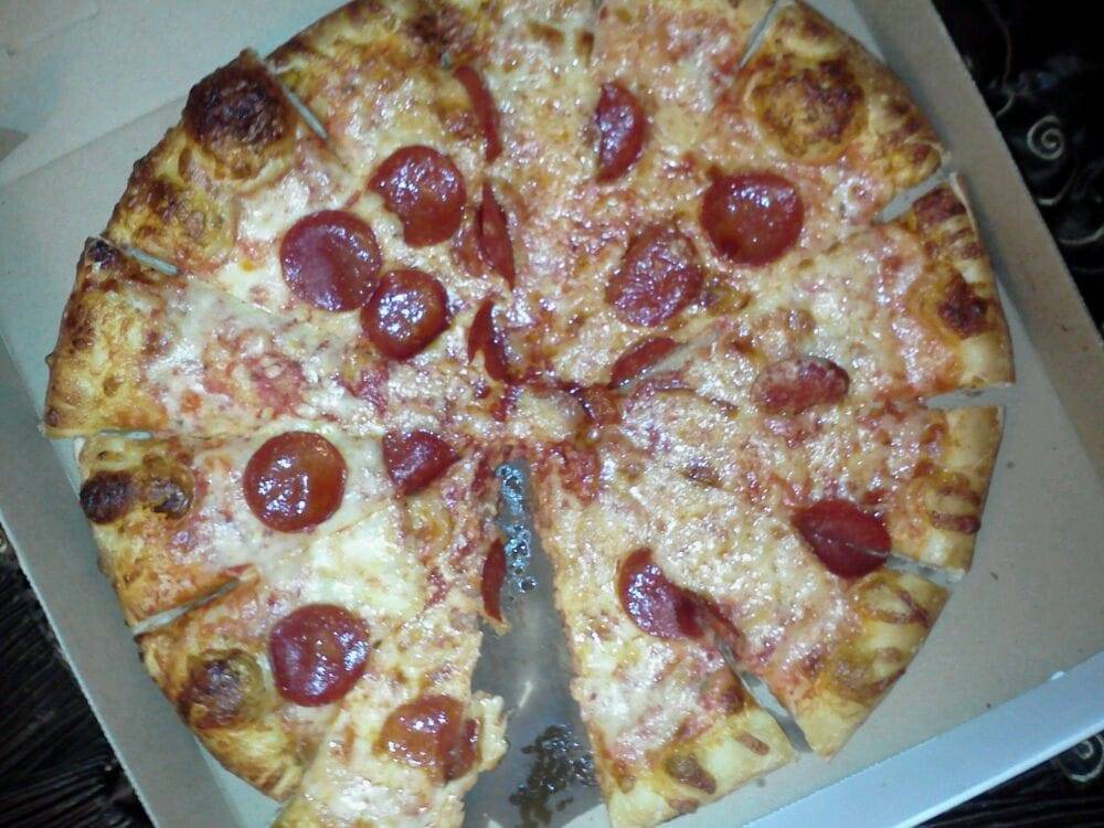 Halal Desi Pizza | meal takeaway | 2200 Caniff St, Hamtramck, MI 48212, USA | 3133650111 OR +1 313-365-0111