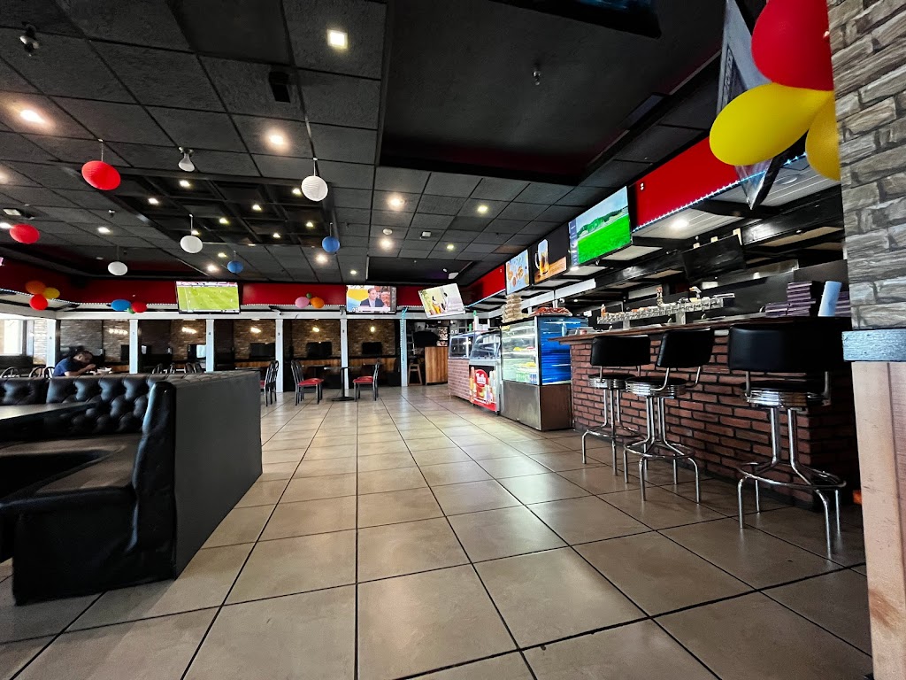 Sweets & Samosa House | restaurant | 20141 Roscoe Blvd, Winnetka, CA 91306, USA | 8186269507 OR +1 818-626-9507