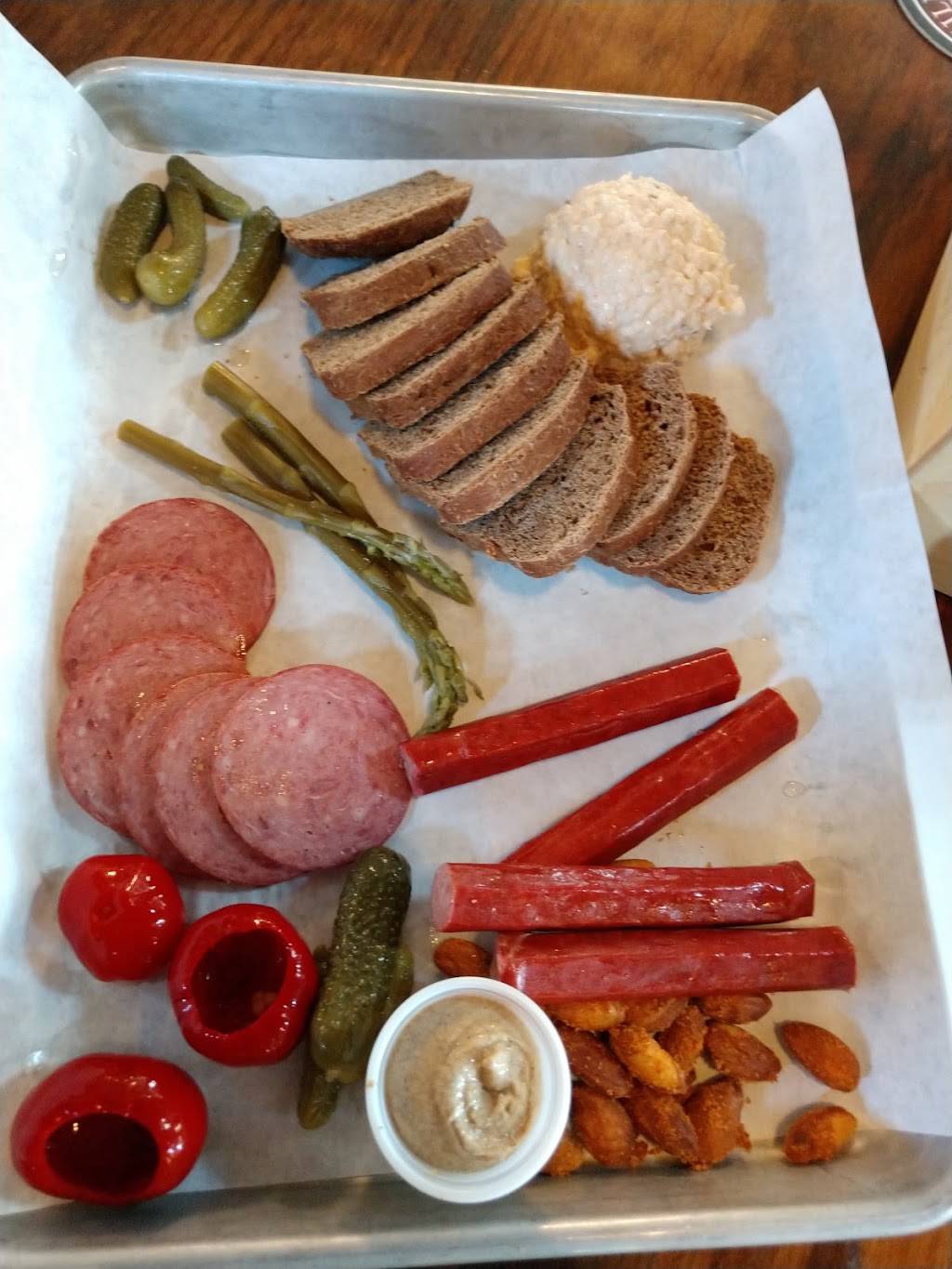 Millstream Brau Haus | restaurant | 741 47th Ave, Amana, IA 52203, USA | 3196227332 OR +1 319-622-7332