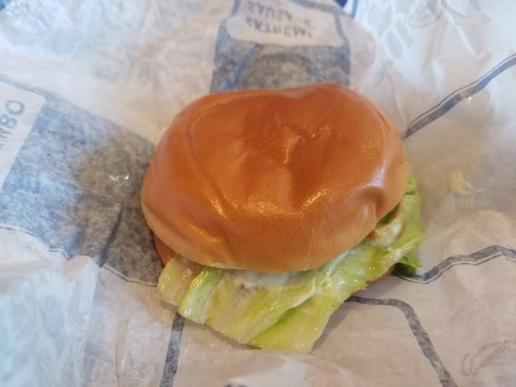 Jack in the Box | restaurant | 18555 Mission Blvd, Hayward, CA 94541, USA | 5103177727 OR +1 510-317-7727