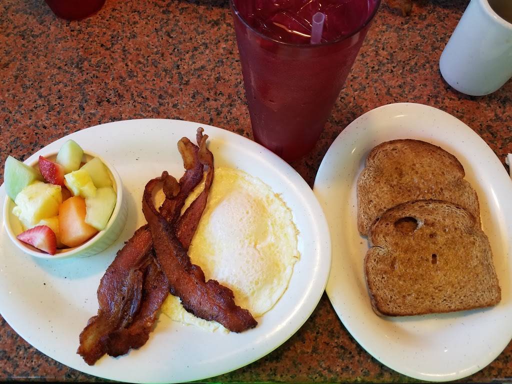 Franks Grill | restaurant | 4236 Hwy 6 N, Houston, TX 77084, USA | 2814638888 OR +1 281-463-8888