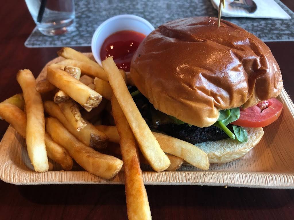 Bowery Bay Tavern | cafe | LaGuardia Airport (LGA), Terminal B, Flushing, NY 11371, USA | 6463895394 OR +1 646-389-5394