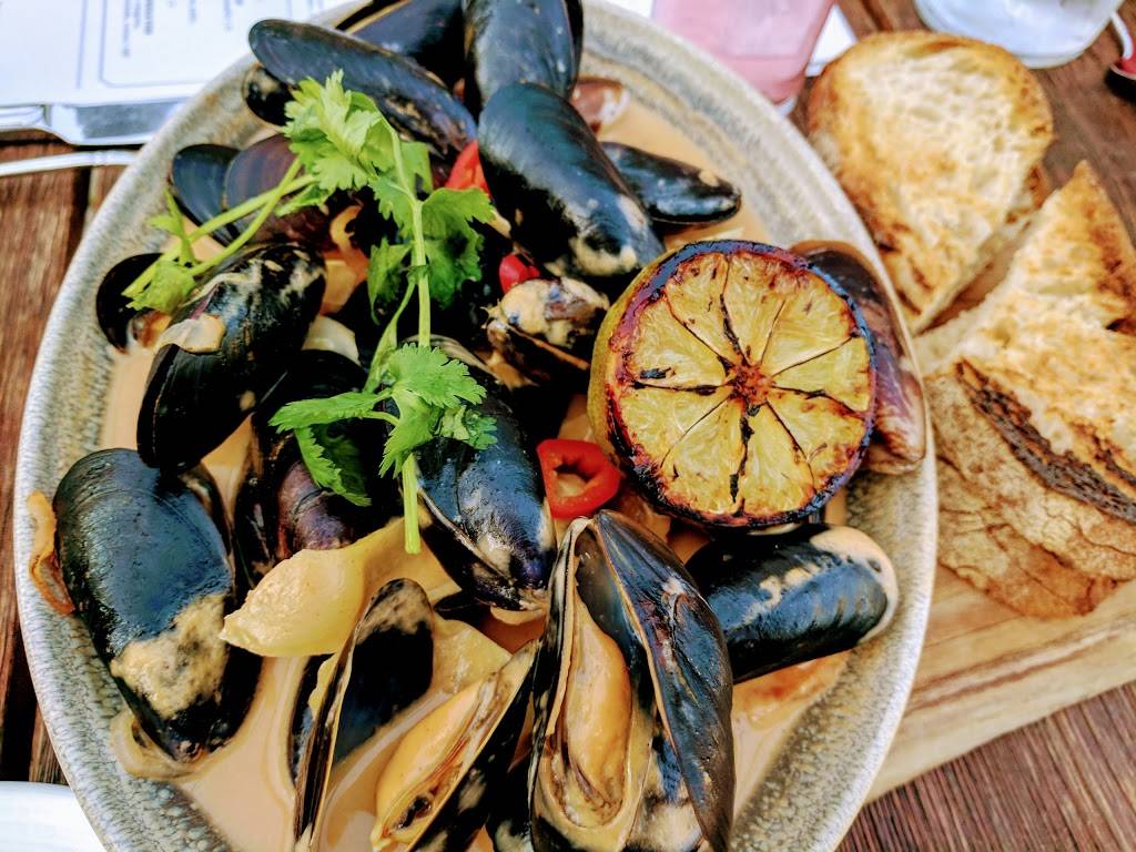 The Dawson | restaurant | 730 W Grand Ave, Chicago, IL 60654, USA | 3122438955 OR +1 312-243-8955