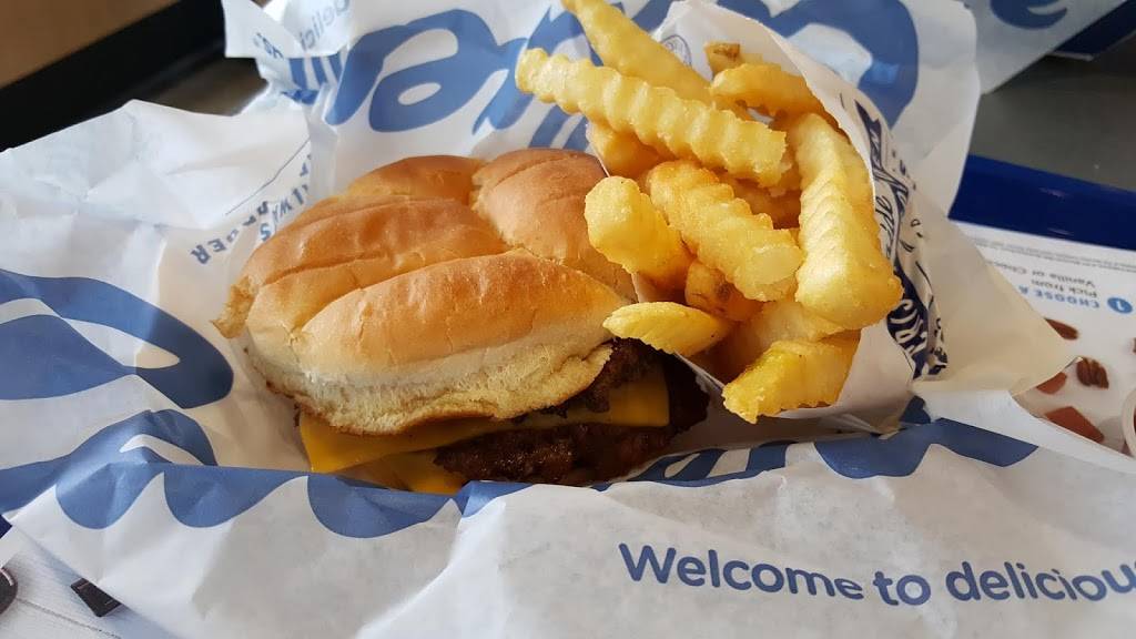Culvers | restaurant | 121 Tanger Outlets Blvd, Pooler, GA 31322, USA | 9124505005 OR +1 912-450-5005