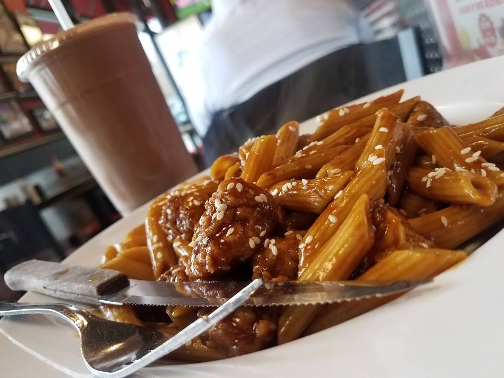 Muscle Maker Grill | restaurant | 184 Essex St, Lodi, NJ 07644, USA | 2018454900 OR +1 201-845-4900