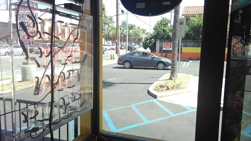 Los Garcias Taco Shop | restaurant | 584 N Mollison Ave, El Cajon, CA 92021, USA | 6194440427 OR +1 619-444-0427