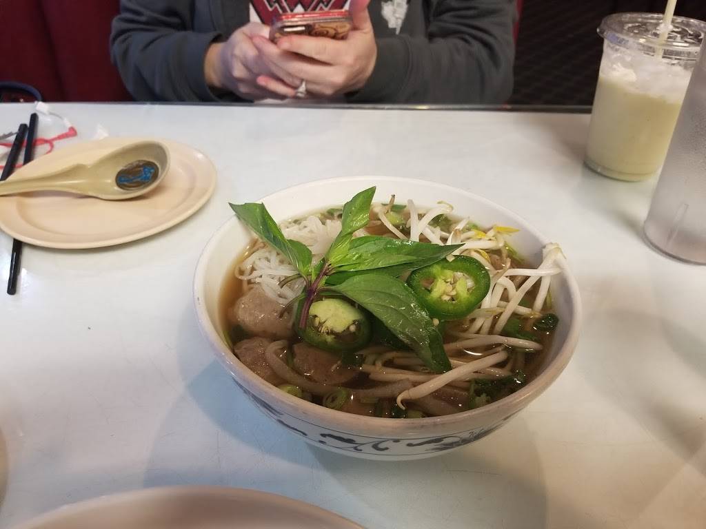 Pho Bac Hoa Viet | restaurant | 7600 Greenhaven Dr Suite 9, Sacramento, CA 95831, USA | 9163930138 OR +1 916-393-0138