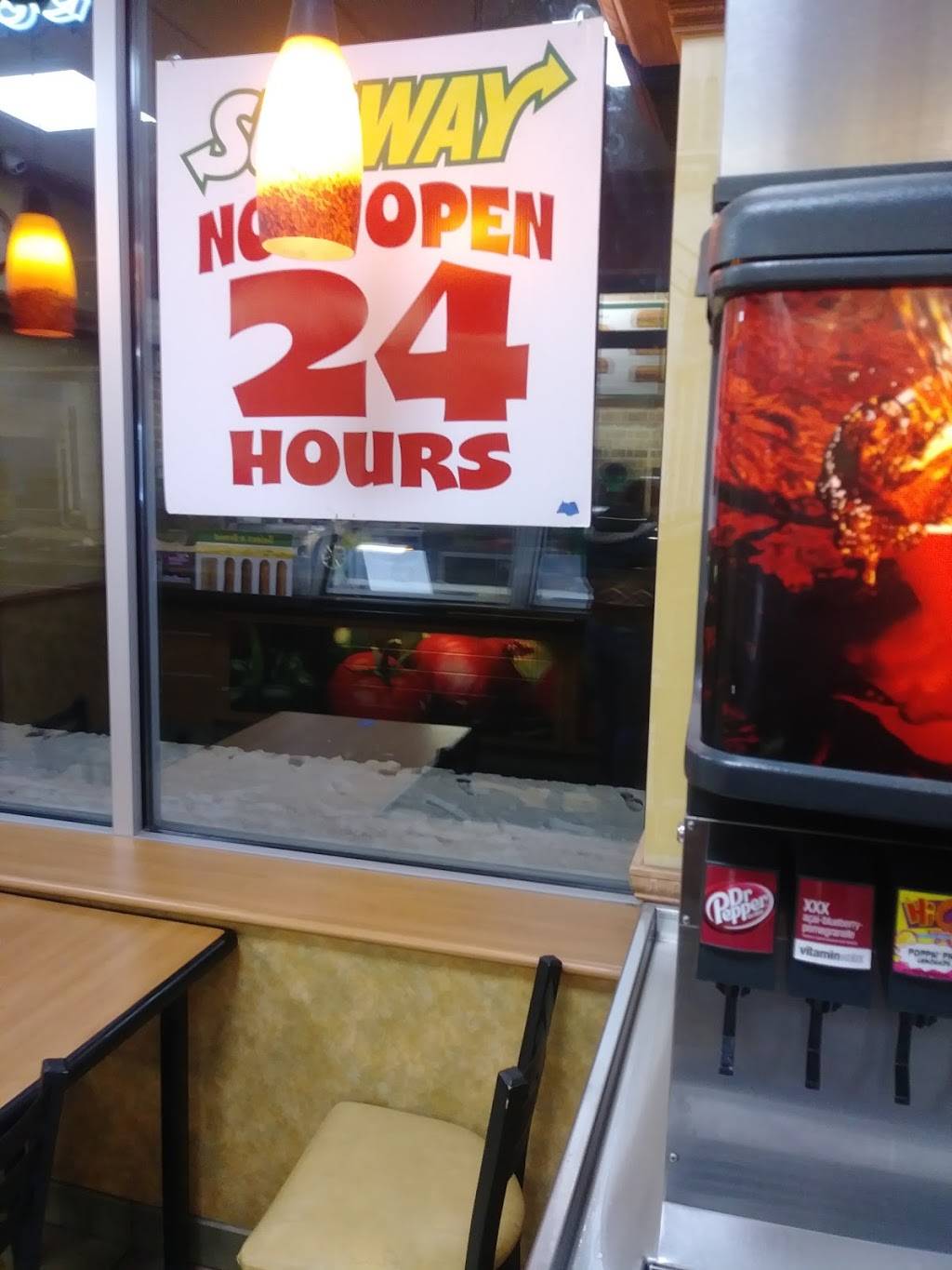 Subway Restaurants | restaurant | 5619 W Division St, Chicago, IL 60651, USA | 7732610240 OR +1 773-261-0240