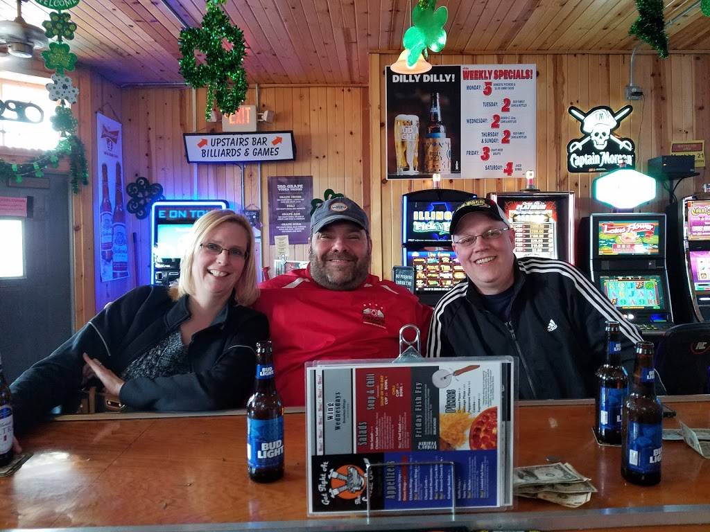 Loose Screw | restaurant | 45 Church St, German Valley, IL 61039, USA | 8153622707 OR +1 815-362-2707